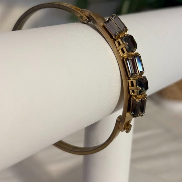 Beautiful Bronze with Stones Bracelet (size 7) with pouch - Picture 11 of 16